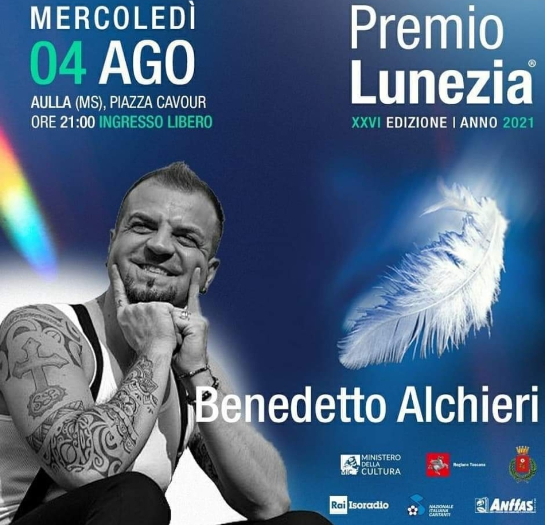 Chapeau al cantautore PopIndie Benedetto Alchieri, ospite del premio Lunezia mercoledì 4 agosto