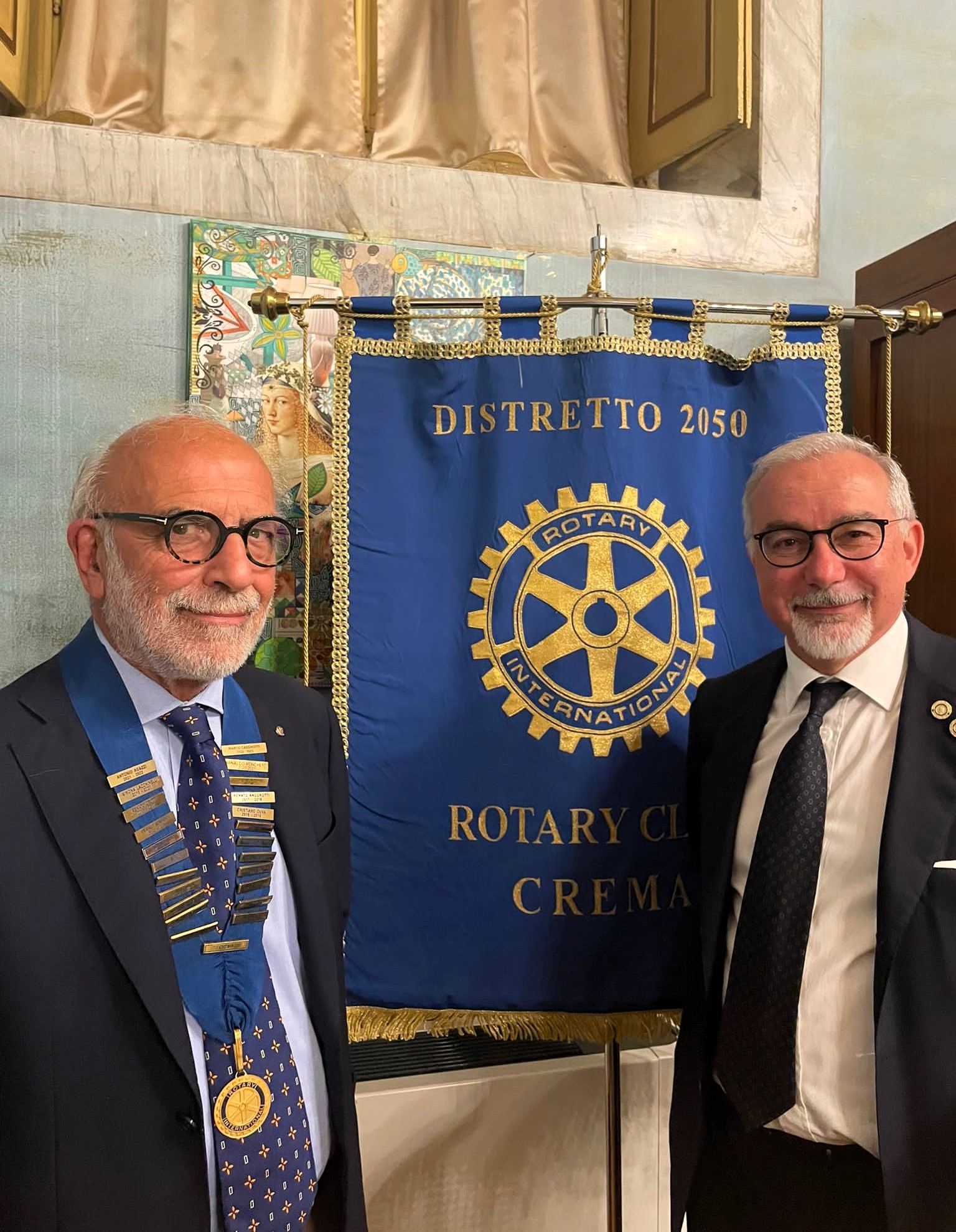 Filiberto Fayer, presidente del Rotary club Crema, ha passato il testimone ad Antonio Grassi