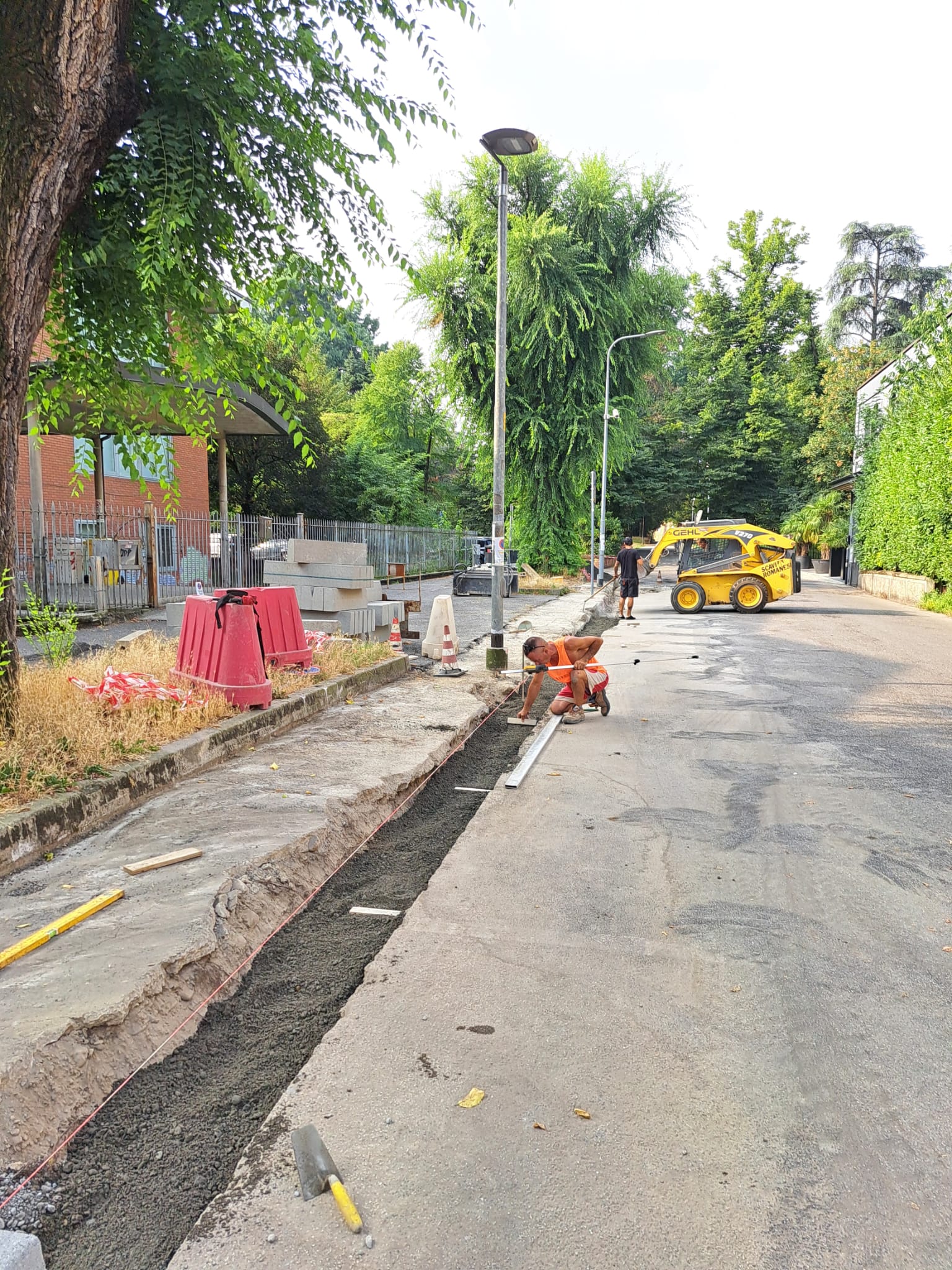 Ulteriore impulso alla manutenzione stradale: rifacimento marciapiedi e abbattimento barriere architettoniche nei quartieri della Città