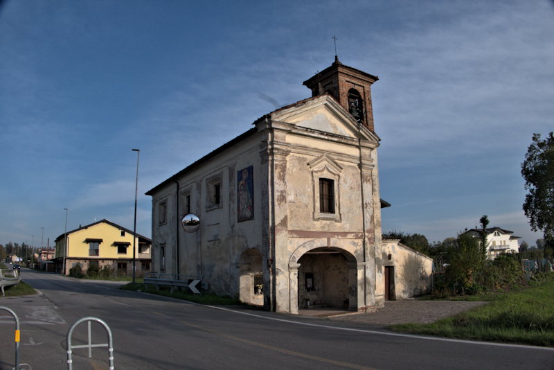 Servono aiuti e altri 40mila Euro per rifare il tetto della Chiesetta della Pietà di San Bernardino (nel weekend sarà sagra) a Crema