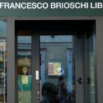 Ha chiuso la Libreria Brioschi, ma il Caffè FuoriPorta è sempre al suo posto e accende Crema 